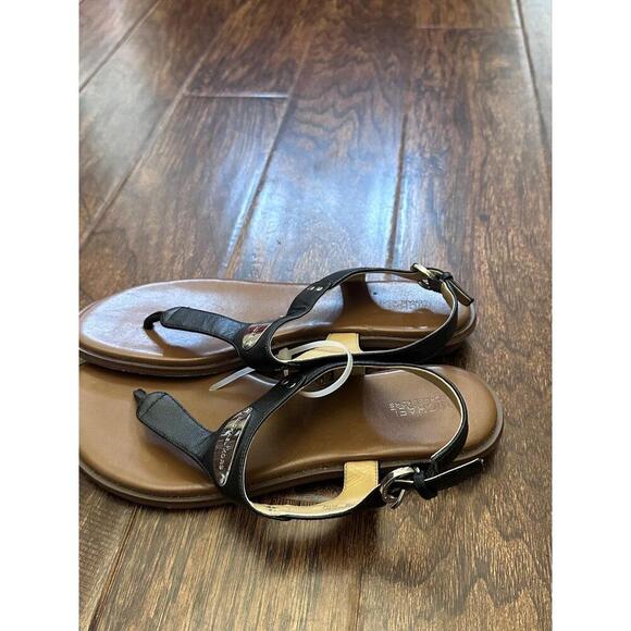 MICHAEL KORS Womens 8.5M Black Thong Flat Sandals MK Logo Casual Summer - Picture 5 of 7